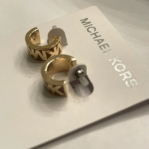 NWT Michael Kors Signature Huggie Earrings - Picture 9 of 9
